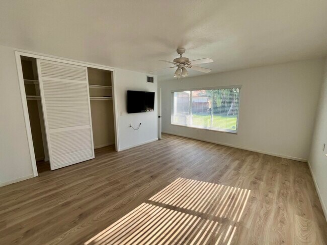 Building Photo - 146 Euclid Blvd