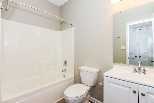 Building Photo - 107 Peterborough Dr