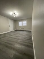 Building Photo - 328 Park Ave