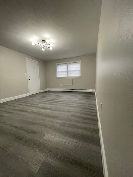 Building Photo - 328 Park Ave