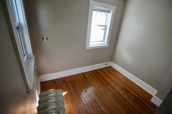 Building Photo - 20 Teel St