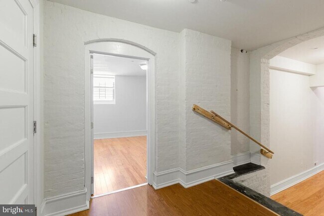 Building Photo - 2136 E Dauphin St