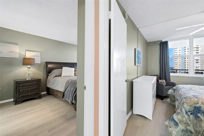 Building Photo - 201 N Ocean Blvd