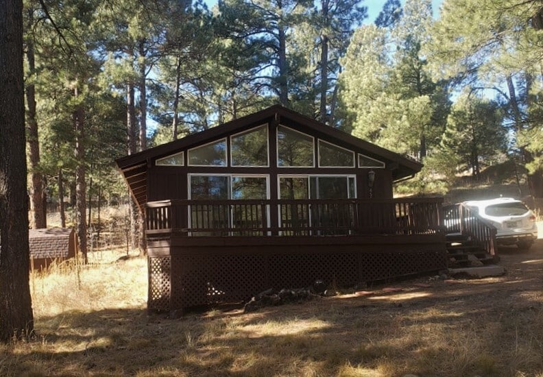 front view - 4553 Canyon Loop