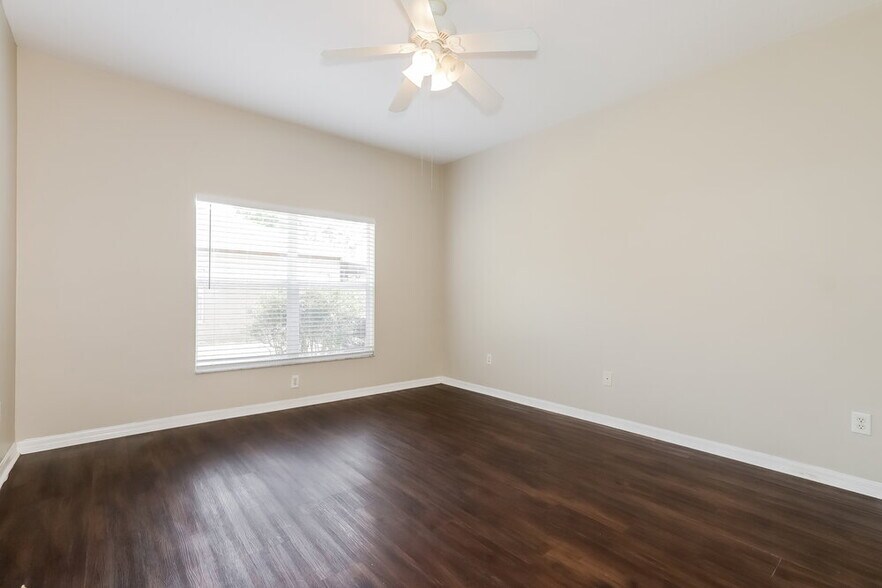 Building Photo - 502 Magnolia Pointe Ct