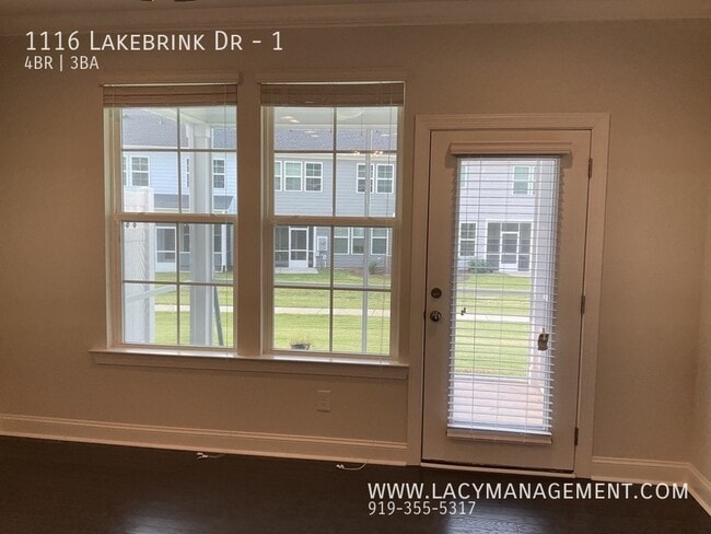 Building Photo - 1116 Lakebrink Dr