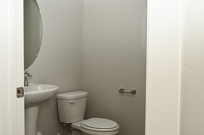 Building Photo - 2205 S 1120 W