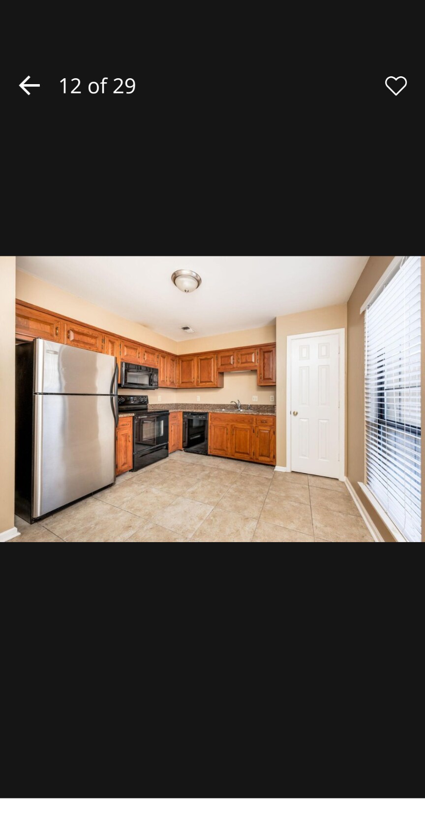 Building Photo - 102 Academy Square