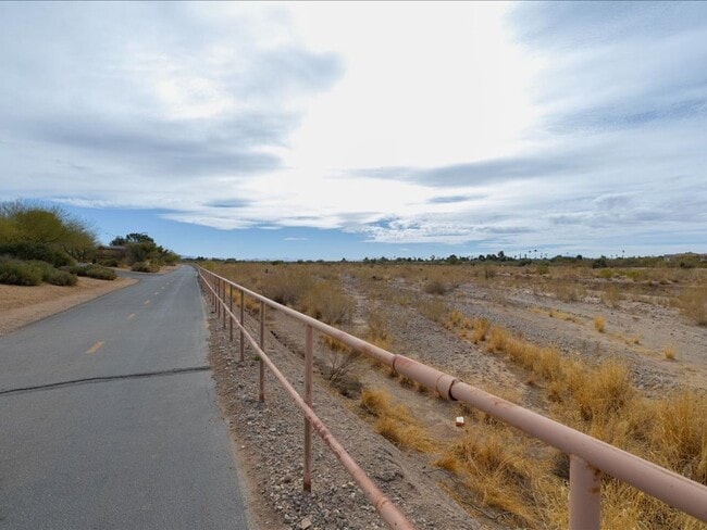 Building Photo - 3 Bedroom, 2 Bath  CORNR LOT! ELECTRIC VEHICLE CHARGING STATION!