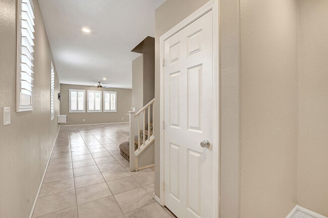 Building Photo - 3017 Termini Ave