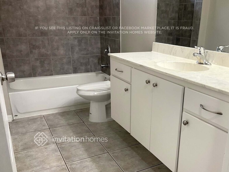 Building Photo - 2800 Turnbull Cove Dr
