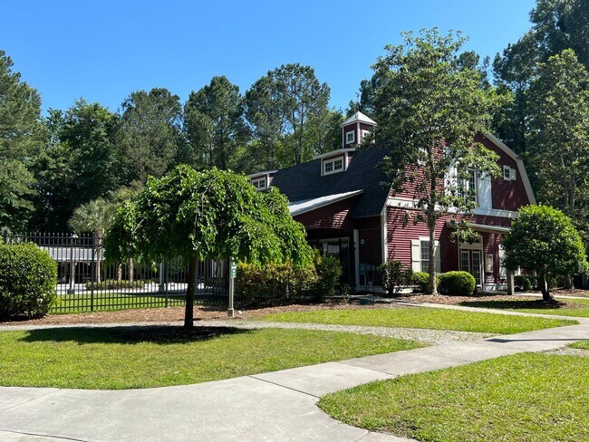 Building Photo - Fully Renovated 2 Bedroom/ 2.5 Bathroom Townhome - The Farm at Buckwalter