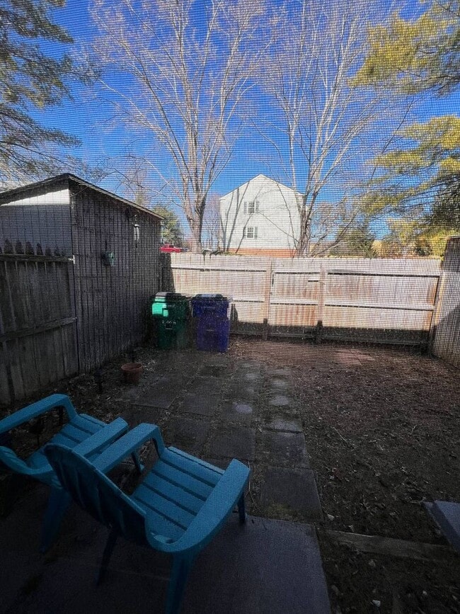 Building Photo - Beautiful Haymarket Square Home