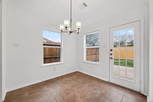 Building Photo - 2905 Fountain Brook Ct