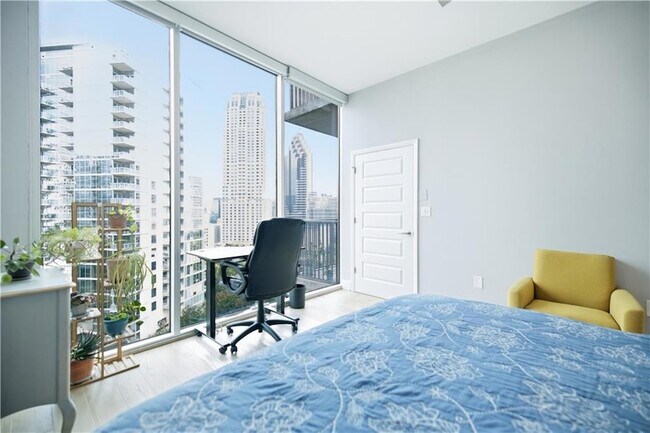 Building Photo - 1080 Peachtree St NE