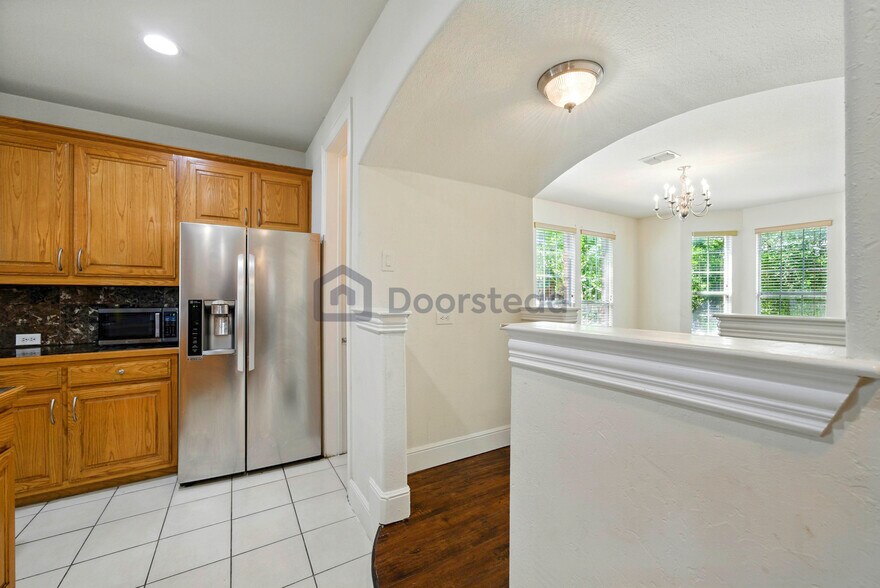 Building Photo - 1513 Van Winkle Dr
