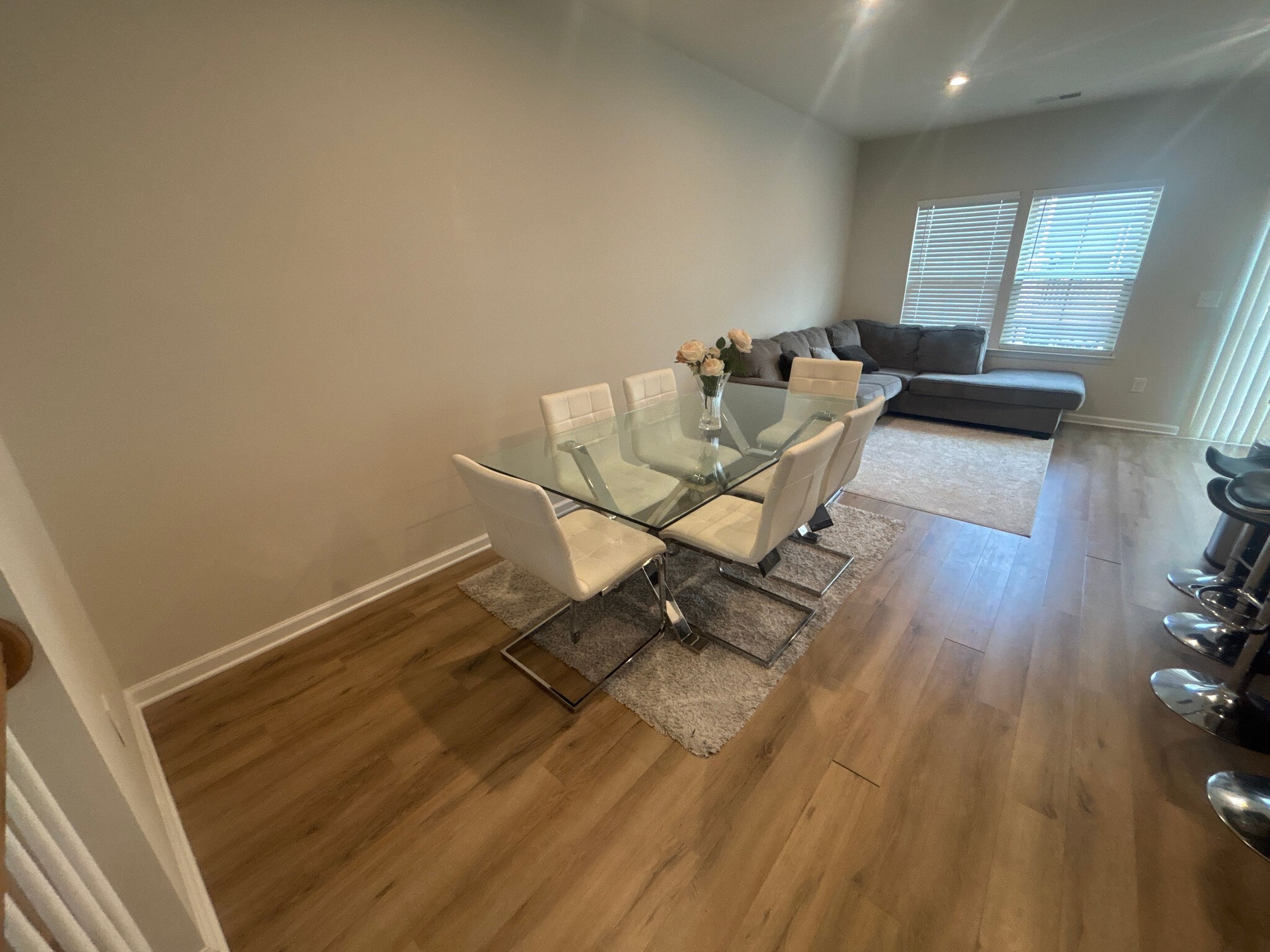 Building Photo - Room in Townhome on Poplar Leaf Way