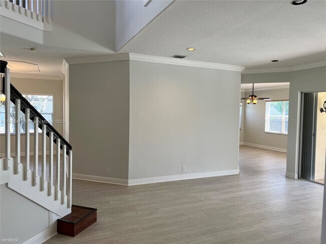 Building Photo - 4 br, 3 bath House - 571 Stonemont Dr