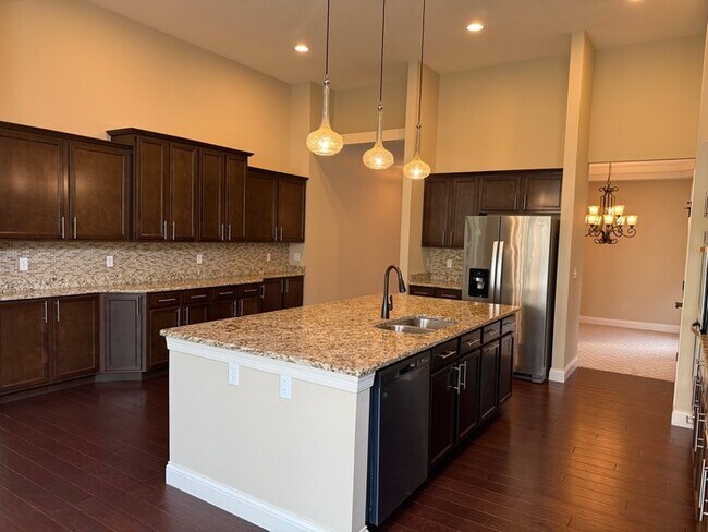 Building Photo - 36 Sag Harbor Ct