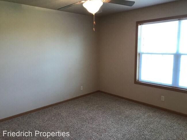 Building Photo - 3820 Tiverton Ct.