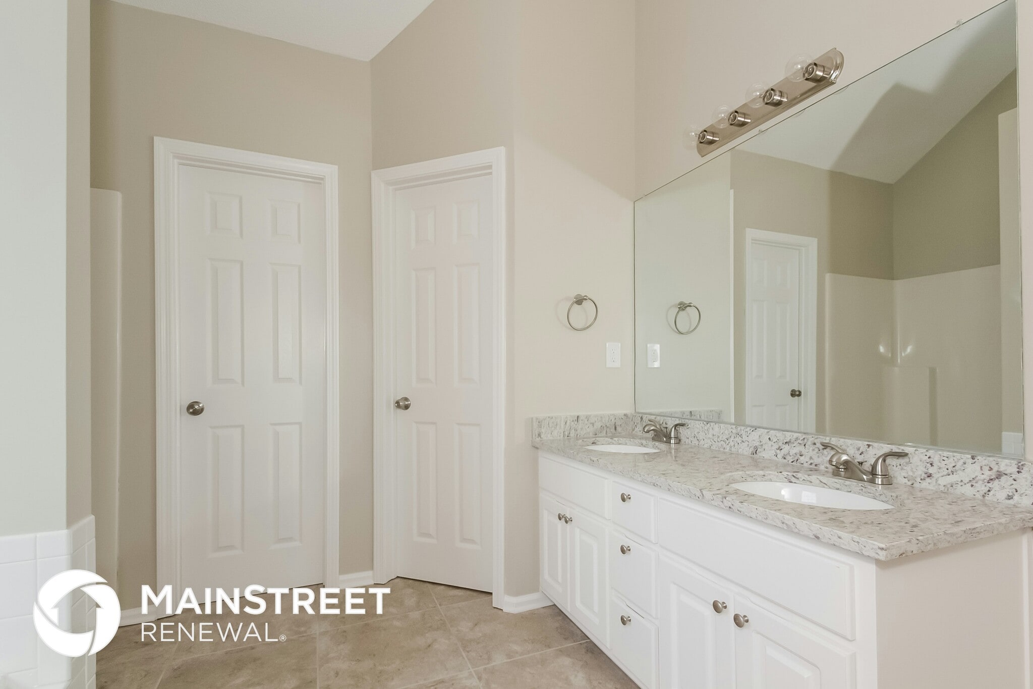 Building Photo - 5934 Colonnade Dr