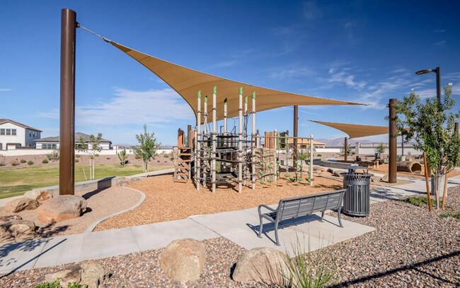 Building Photo - Spacious, Stylish, and Ready for You!
