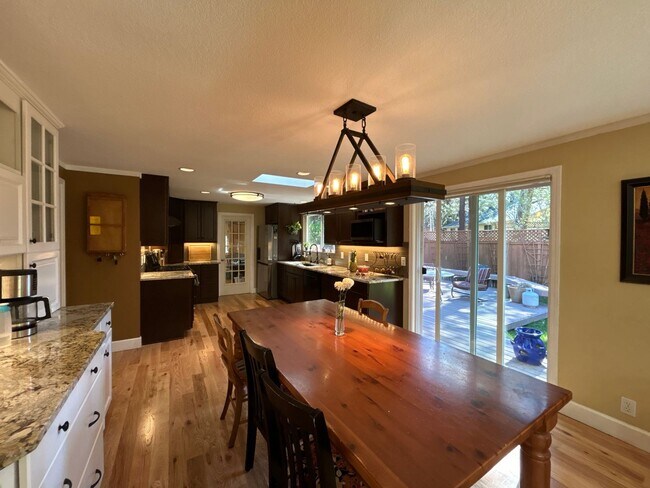 Building Photo - Country Living In The City - 3 Bedroom / 2 Bathroom Home on a Large Corner Lot