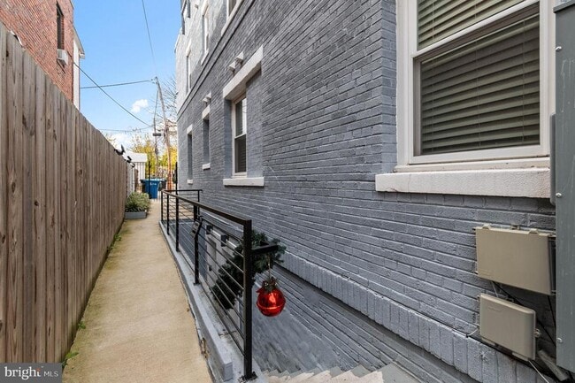 Building Photo - 5012 2nd St NW