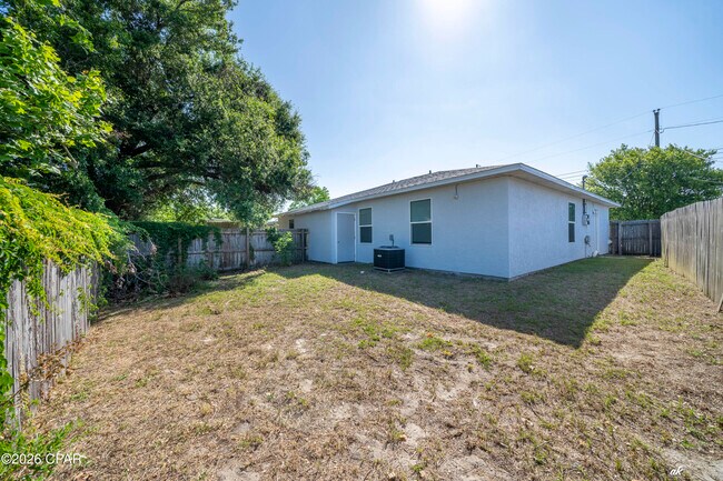 Building Photo - 3722 Burnham Way