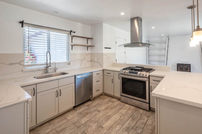 Building Photo - 2225 Mt Whitney Dr
