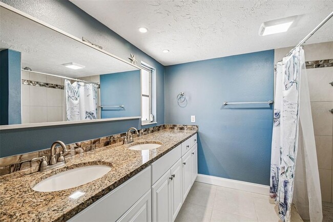 Building Photo - 5050 Porpoise Pl