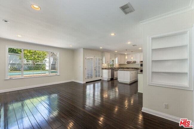 Building Photo - 11339 Thurston Pl