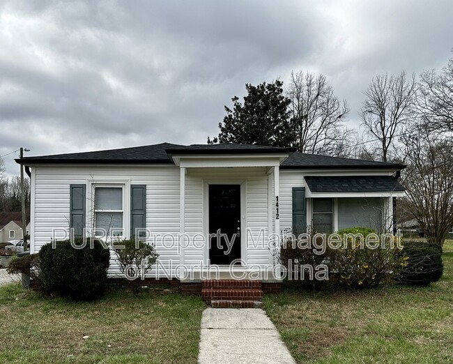 Building Photo - 1412 Shepard St