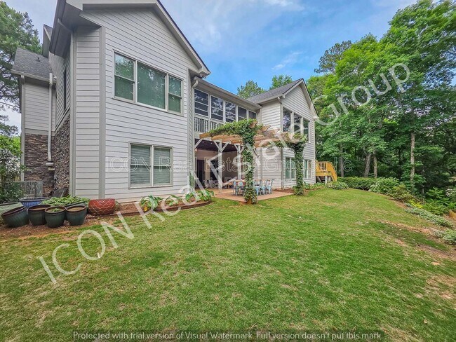 Building Photo - 104 Rock Creek Ln