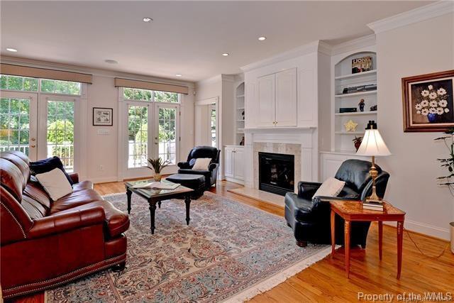 Building Photo - 116 Westbury