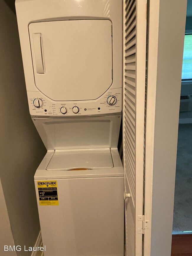 Building Photo - 1 br, 1 bath House - 19 Post Office Ave Un...