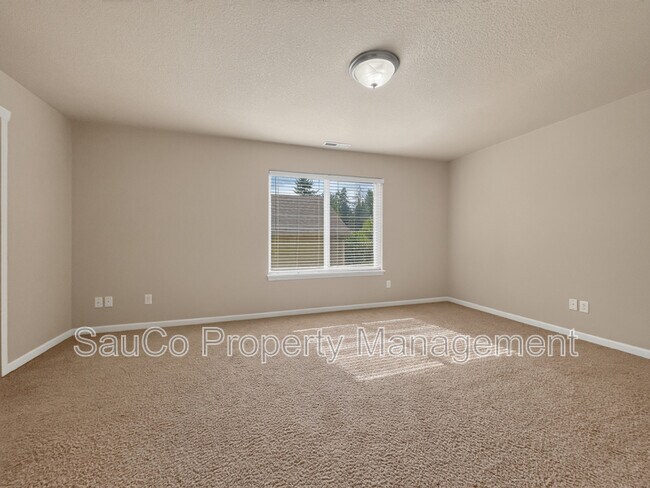Building Photo - 3069 SW Lanterna Pl