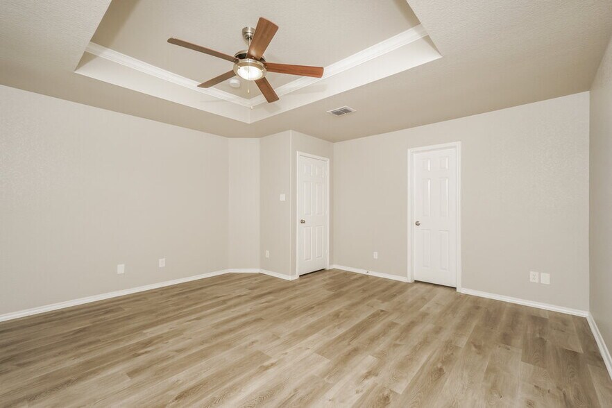 Building Photo - 27218 Lasso Bend