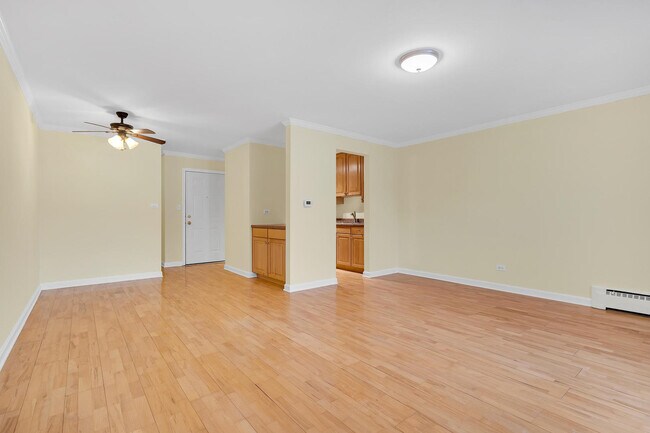 Building Photo - 2407 N Kennicott Dr