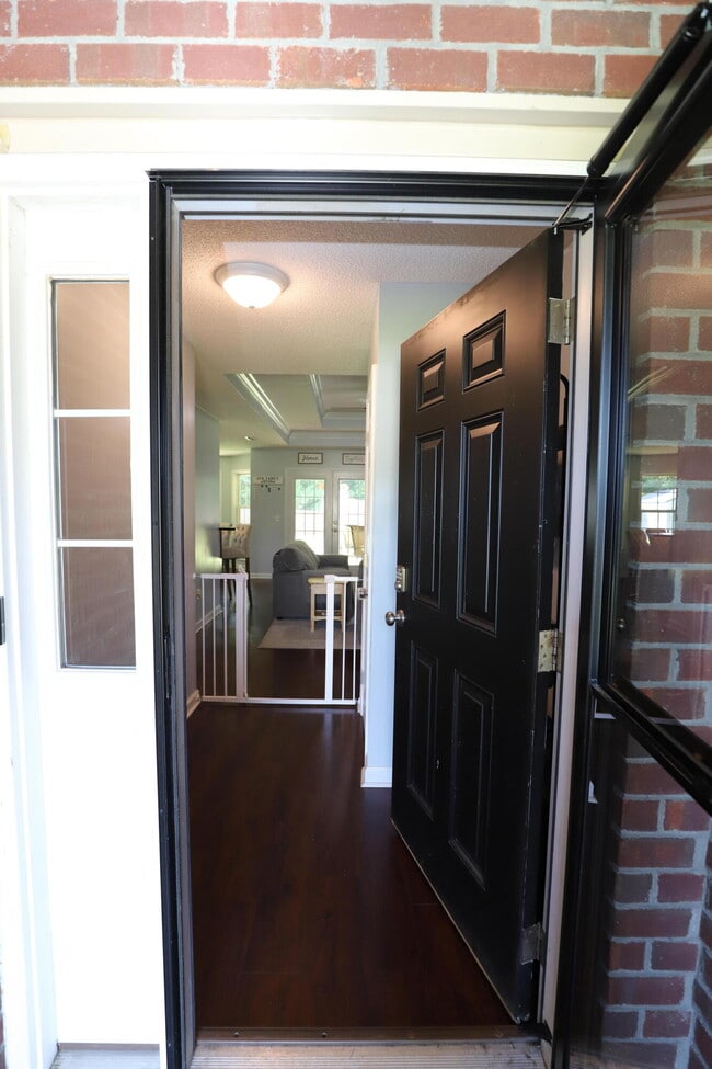 Building Photo - 4370 Excursion Dr