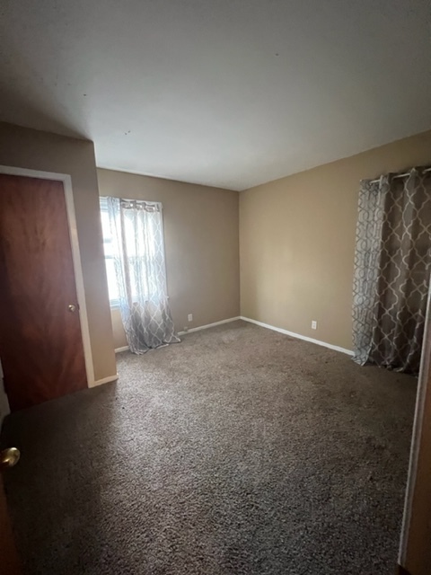 Building Photo - 227 Beeler Dr