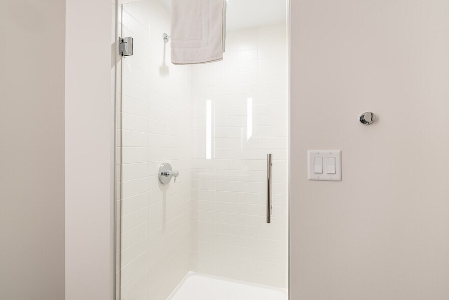 Building Photo - 131 Seaport Blvd