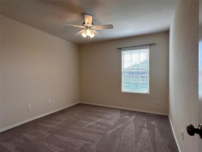 Building Photo - 148 Ammonite Ln