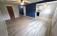 Building Photo - 46131 S Lakeshore Dr