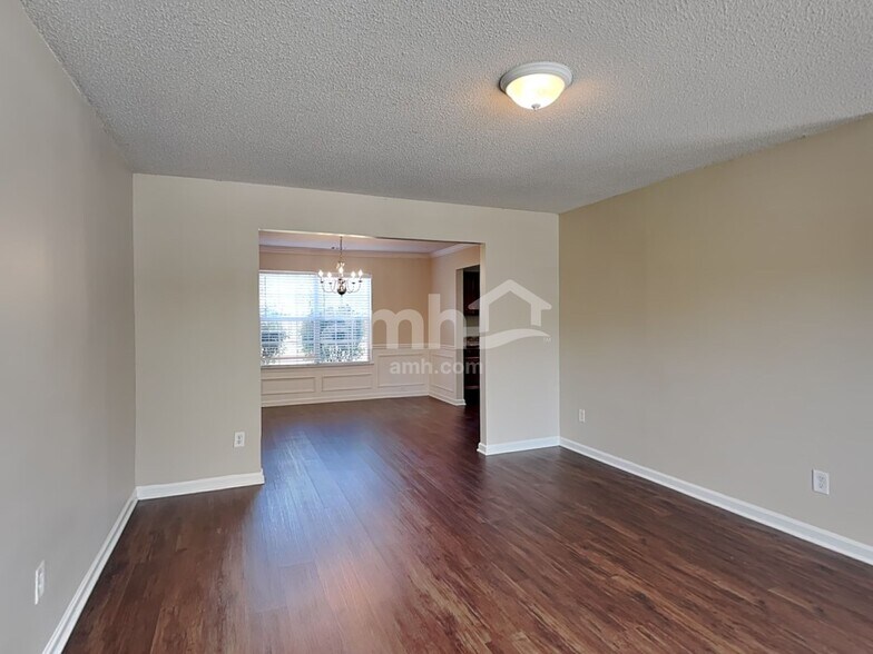 Building Photo - 1124 Stepping Stone Ln