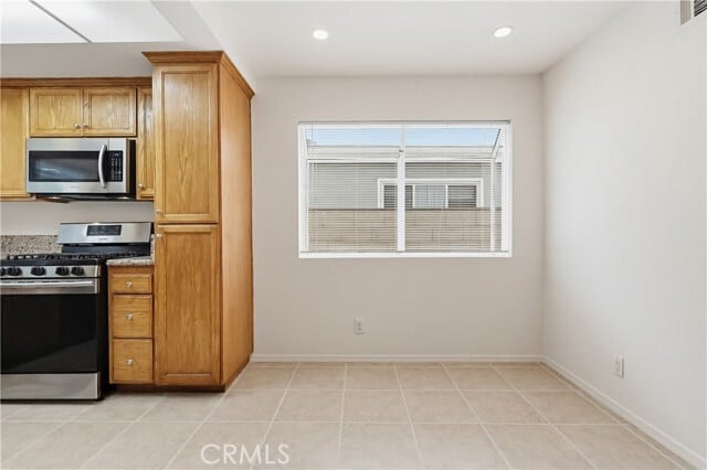 Building Photo - 18102 Hatteras St