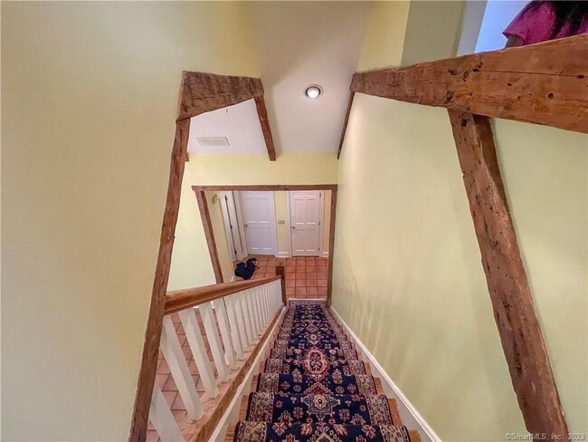 Building Photo - 4 Hemlock Trl