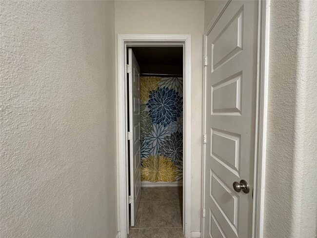 Building Photo - 12623 Hartford Bluff Ct