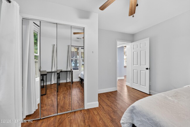 Building Photo - 4719 College St