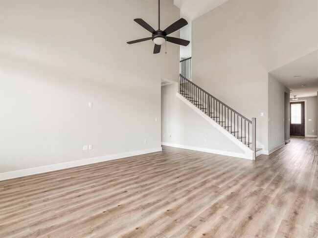 Building Photo - 8905 Centurion Path